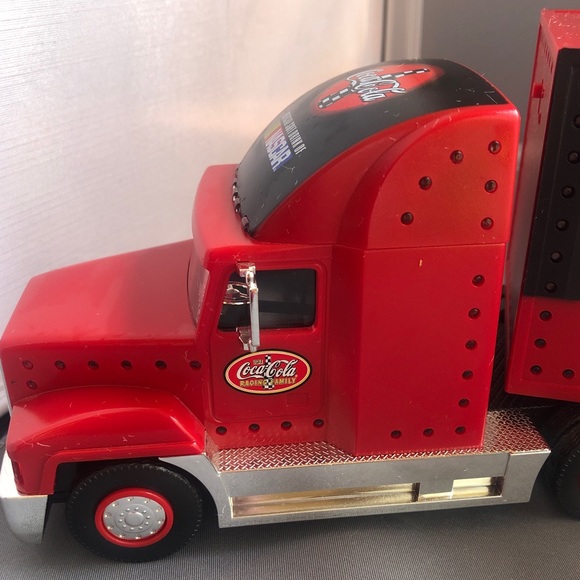Coco Cola/NASCAR Toy Semi Truck lights up w/ Car - Picture 6 of 11